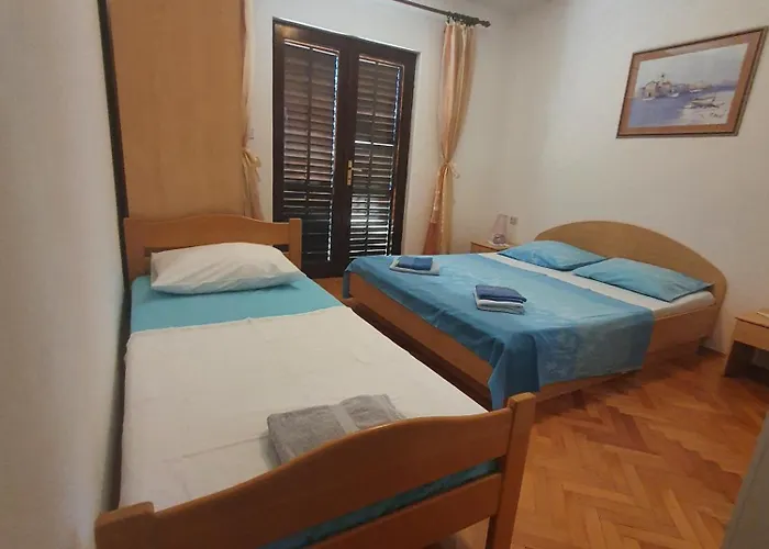 Apartments Karlo